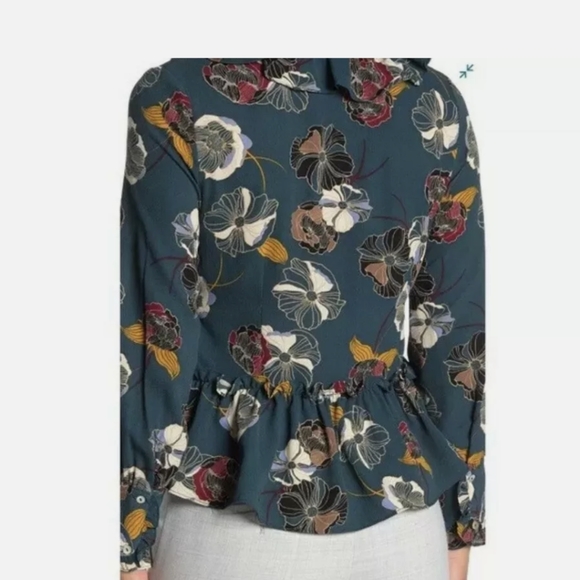 NWT Everleigh Ruffle Wrap Blouse Floral peasant t6 - Picture 2 of 4